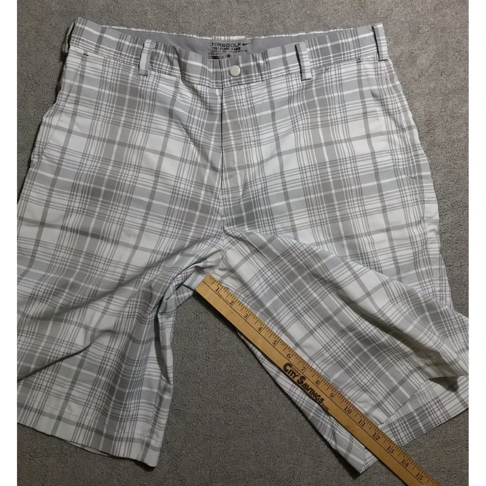 NIKE GOLF Tour Performance Men's Sz 34 Plaid White Gray Dri-Fit Shorts‎